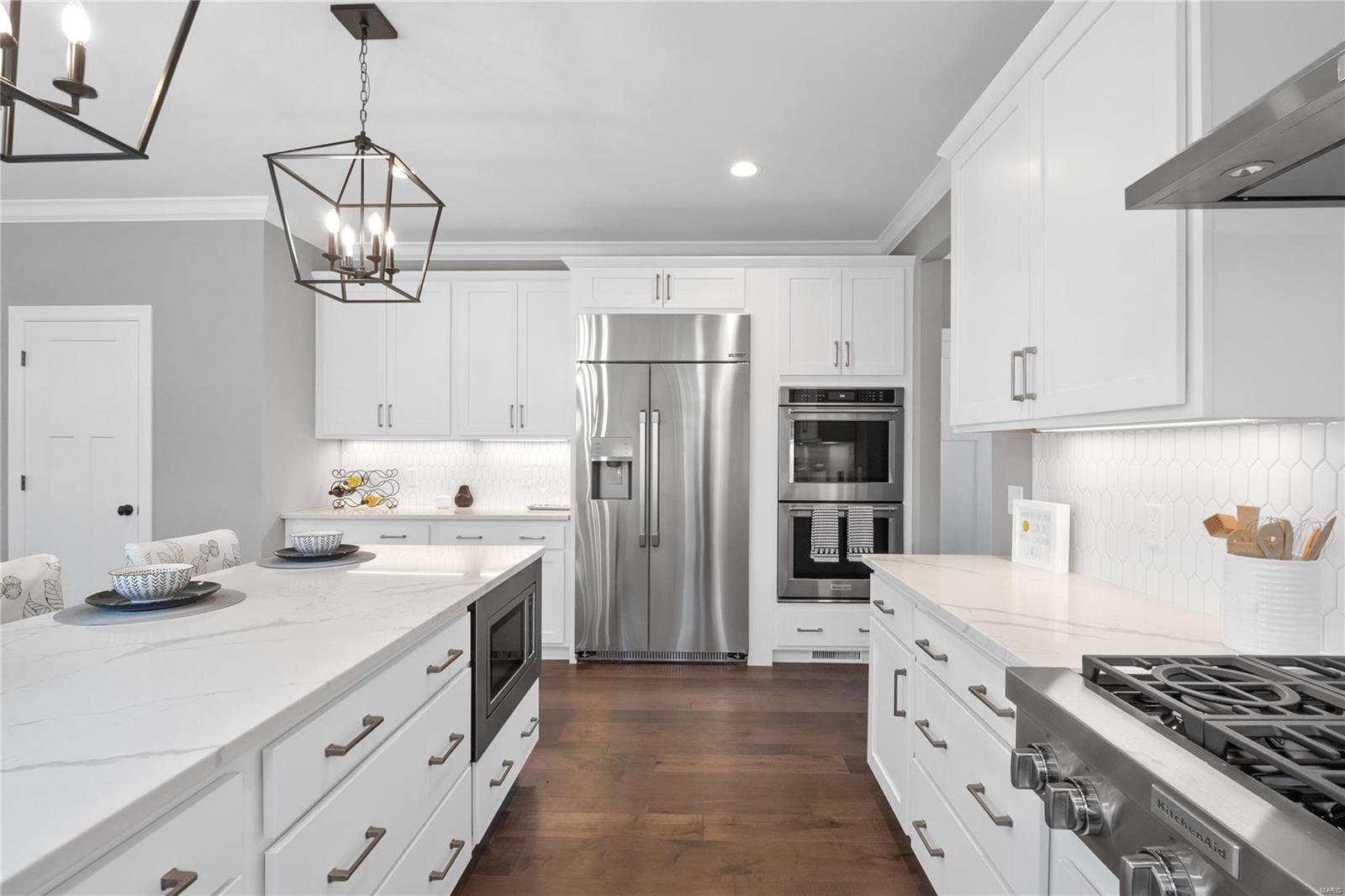 Oak Estates - Residential