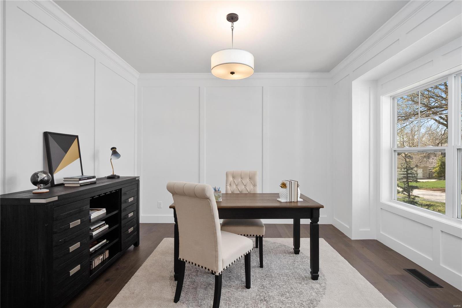 Oak Estates - Residential