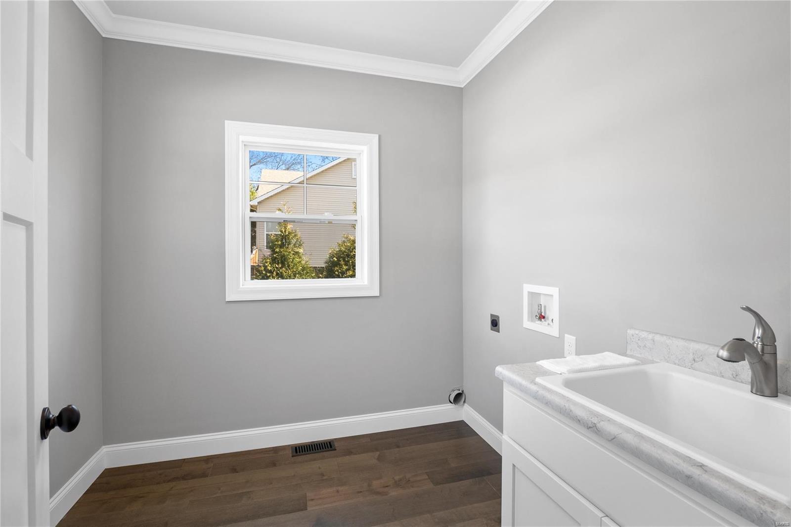 Oak Estates - Residential