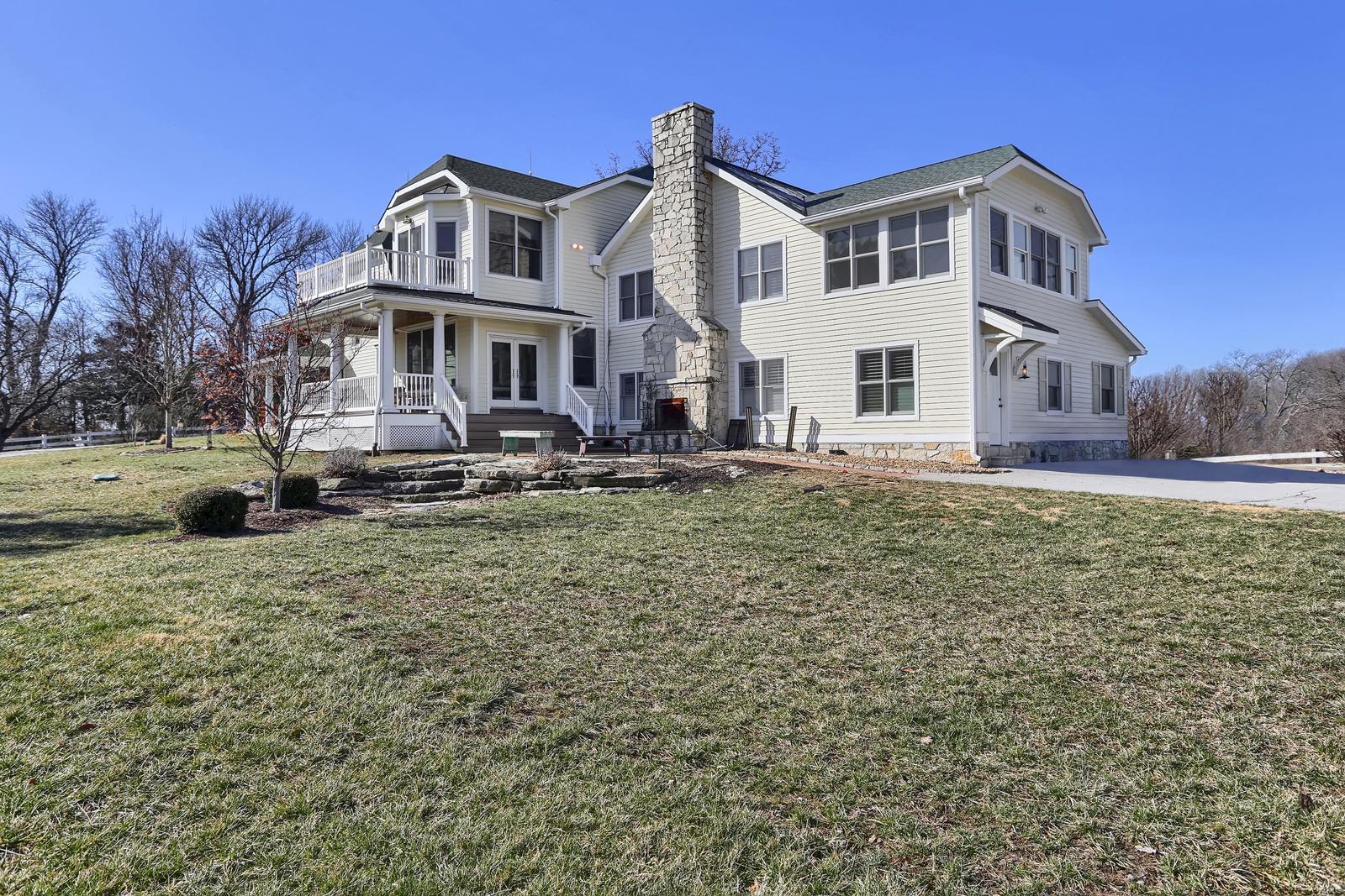 Wildhorse Creek Bluffs - Residential