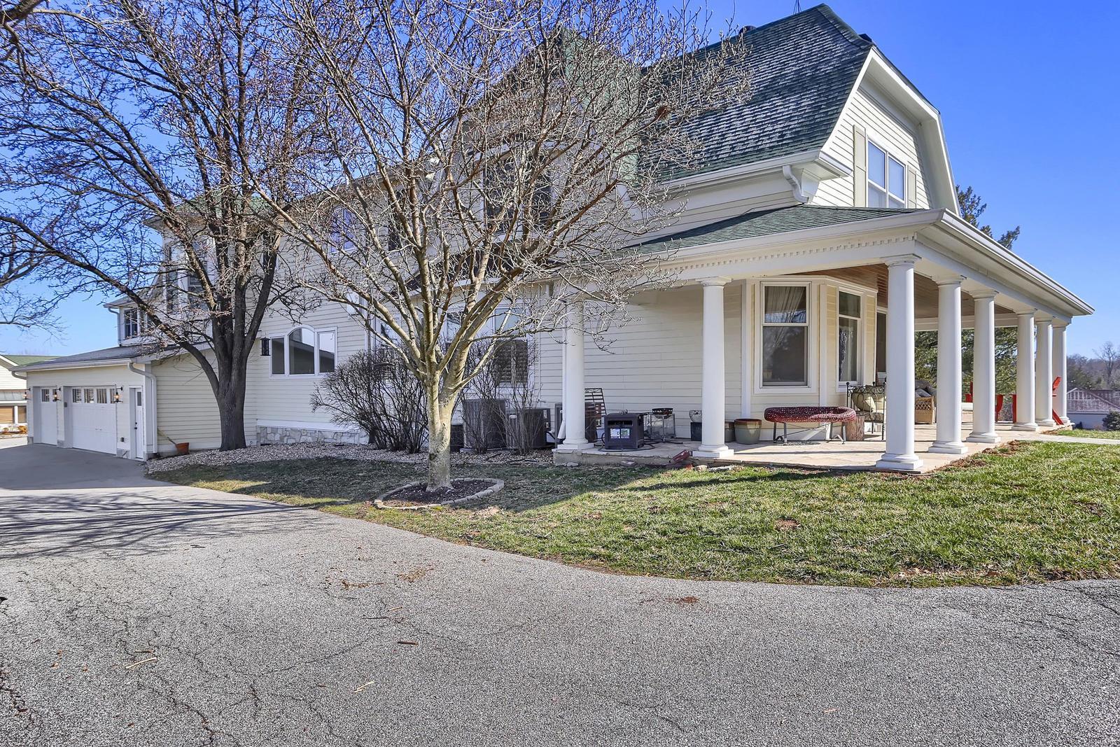 Wildhorse Creek Bluffs - Residential