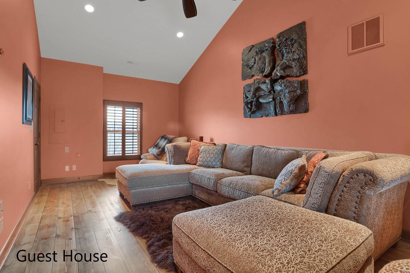 Wildhorse Creek Bluffs - Residential