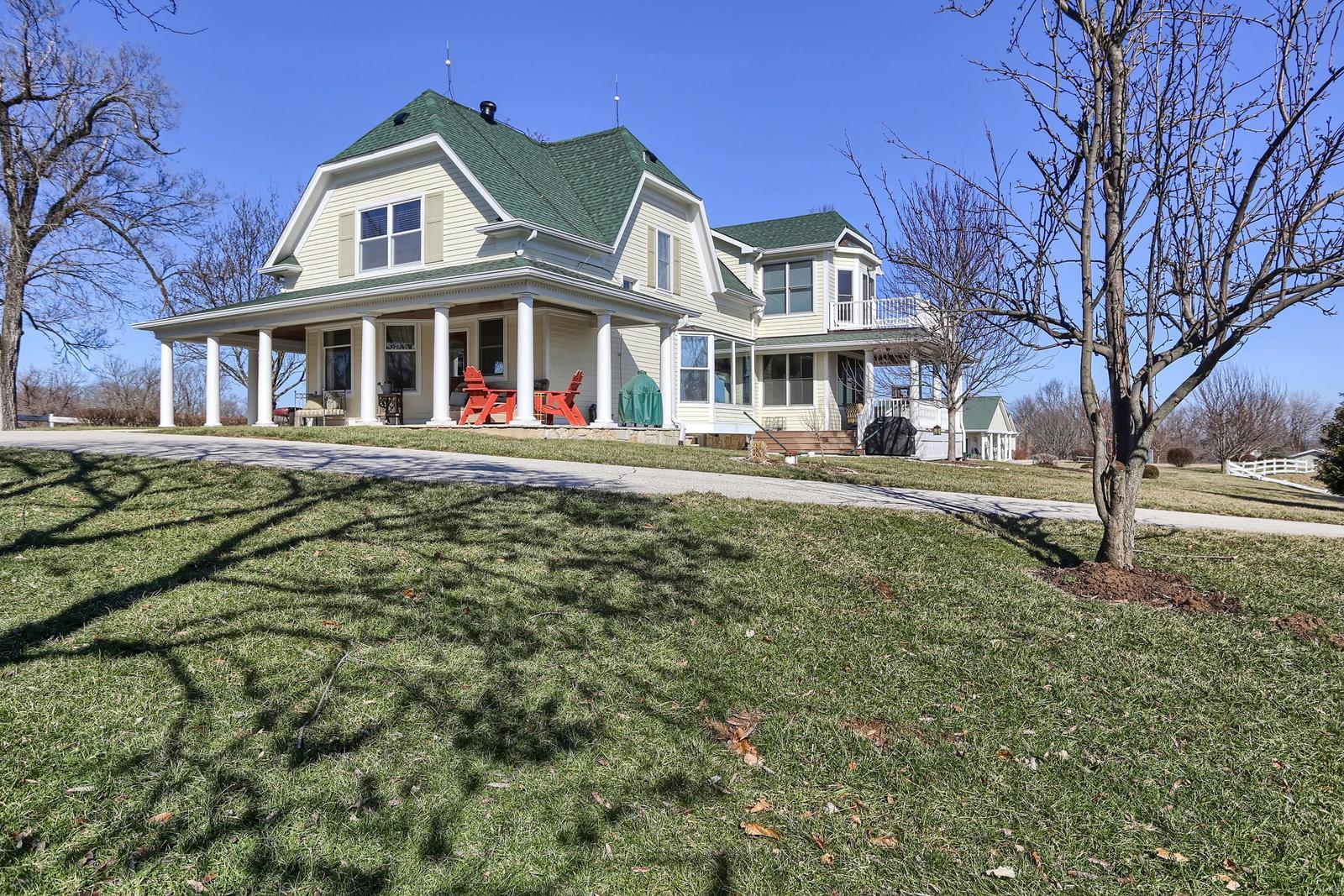 Wildhorse Creek Bluffs - Residential