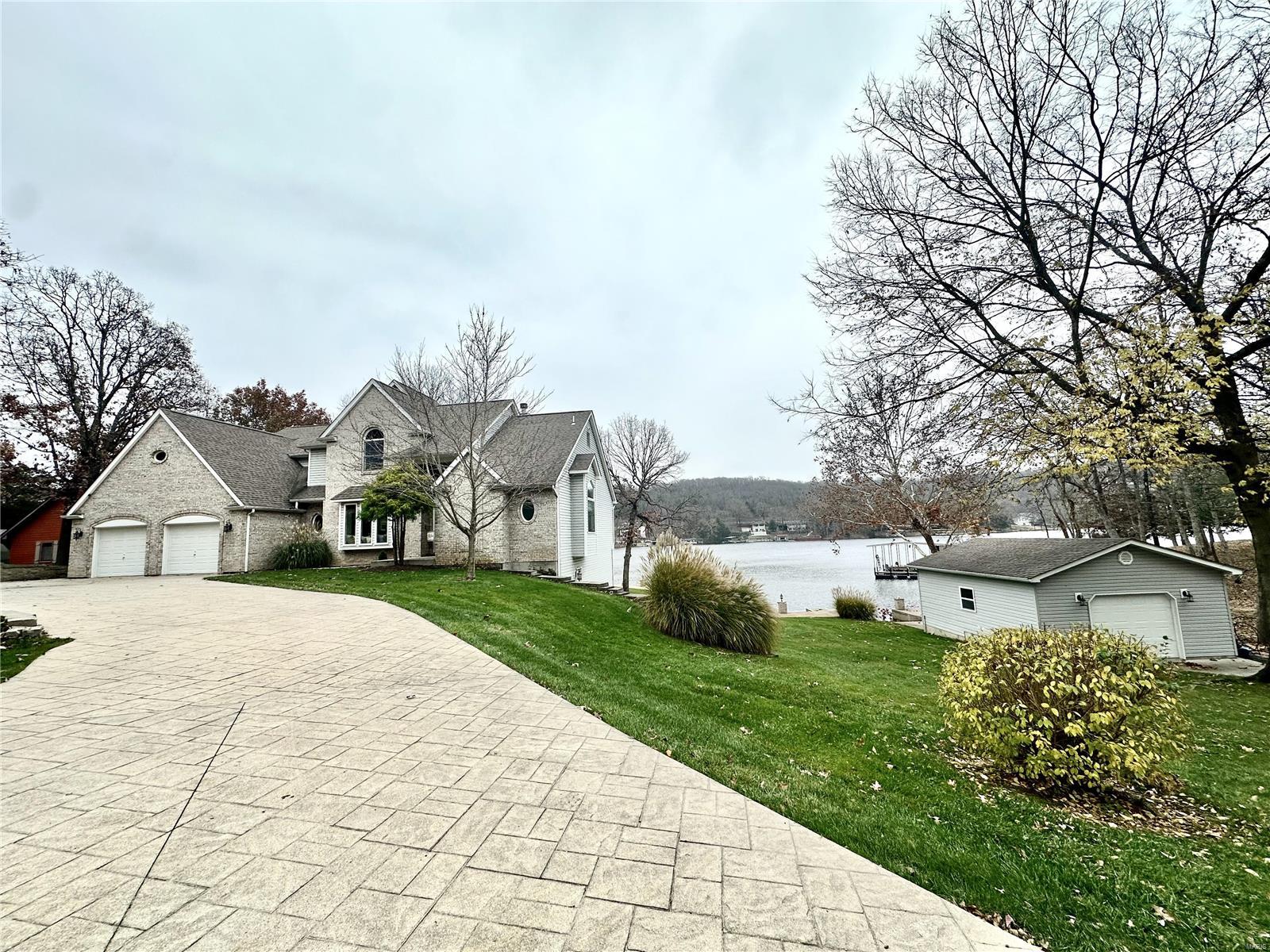 NORTH HILLS ESTATES 1 - Residential