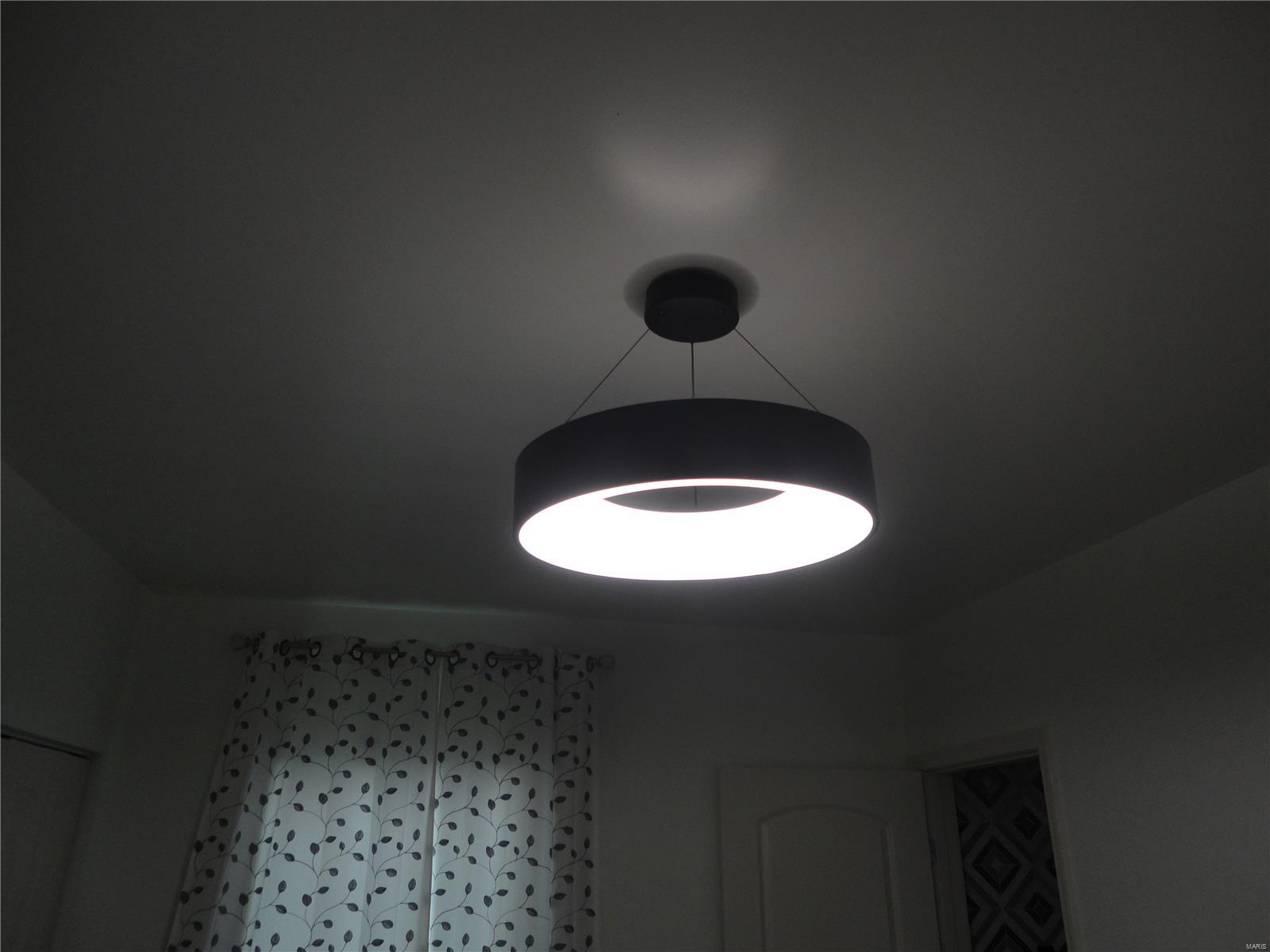 St Louis, Missouri 63130, United States, 1 Bedroom Bedrooms, ,1 BathroomBathrooms,Residential,Active,109348