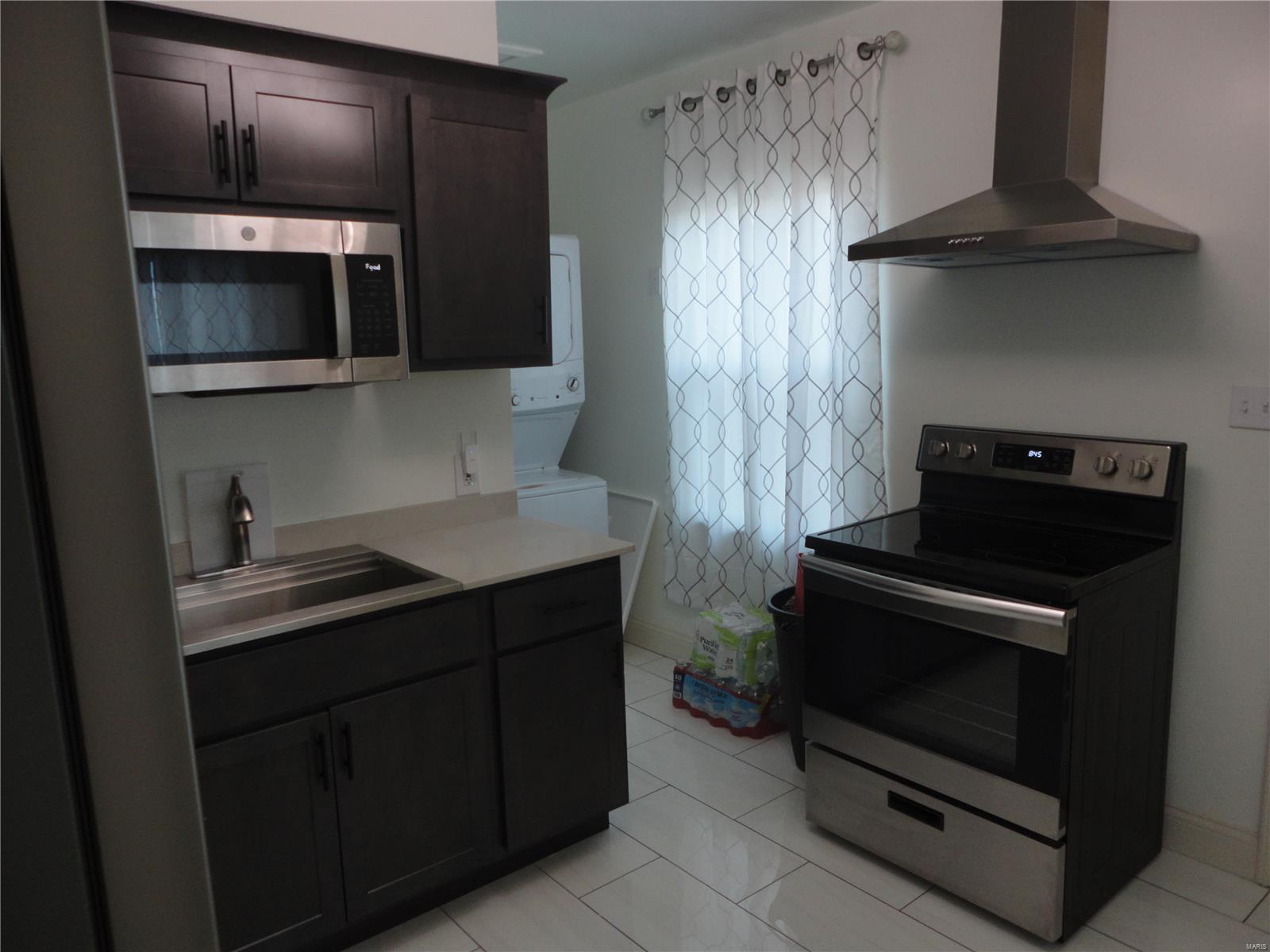 St Louis, Missouri 63130, United States, 1 Bedroom Bedrooms, ,1 BathroomBathrooms,Residential,Active,109348