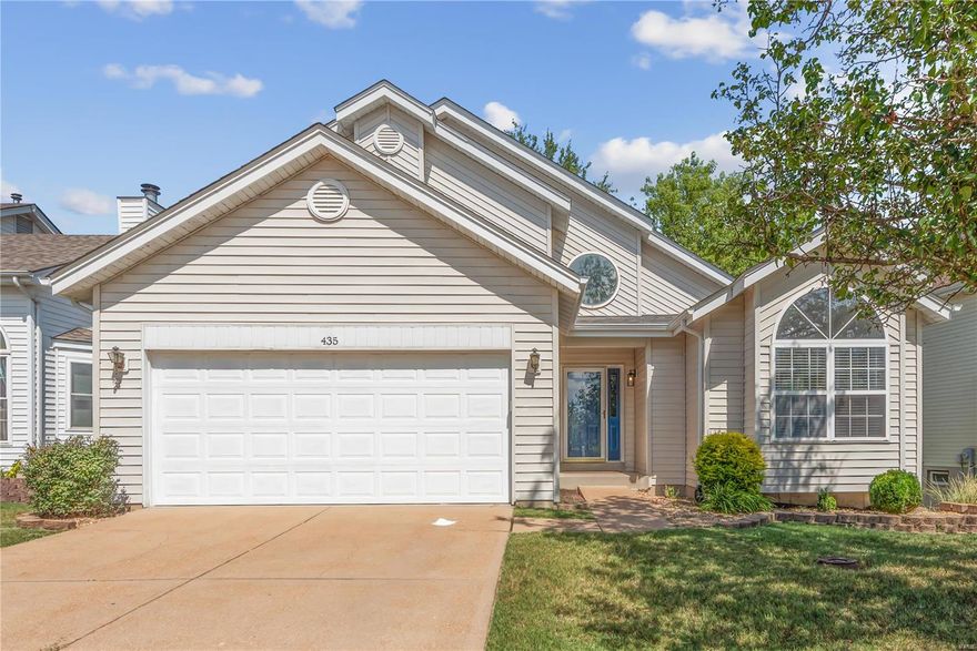 Welcome to this desirable 1.5 story floor plan with main floor primary suite. The family room is the heart of the home featuring a woodburning fireplace, soaring vaulted ceiling & large windows that bring in plenty of natural light. The family room is open to both the kitchen & dining area, creating a seamless flow. A sliding door leads out to the deck, offering additional outdoor living space. Enjoy the new stainless Frigidaire appliances in the kitchen. The main floor primary suite has a walk-in closet, bath with double sinks, separate tub & shower & bay windows with newer door to the deck. Upstairs are 3 bedrooms & the hall bath. Additional features include a half bath on the main level, 6 panel doors, 2 story entry, 2 car garage, new roof, & 2 sides of new siding. The deck overlooks the fenced, wooded backyard & common ground.  The unfinished walk out lower level has a new sliding door & lots of potential for additional living space. Great lot with no neighors across from the home.
