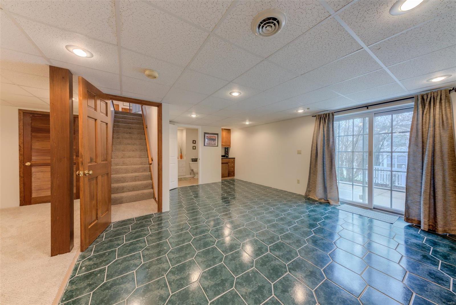 Tiffany Square Estates One - Residential