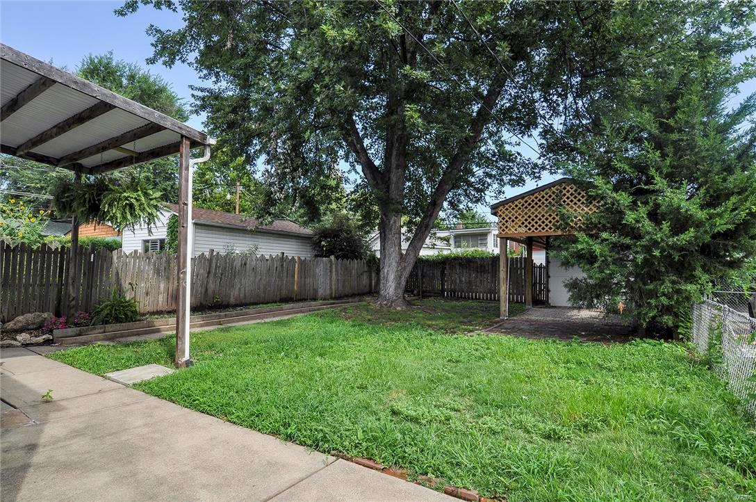 Russell Place - Residential