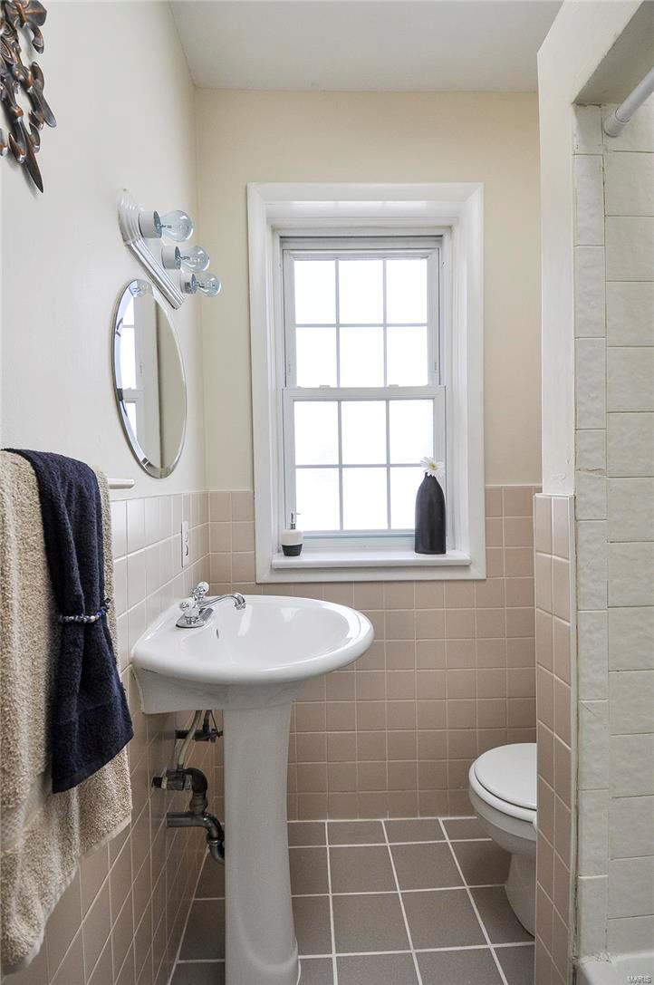 Russell Place - Residential