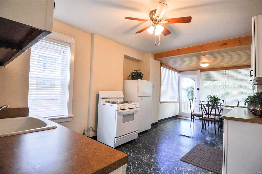 Russell Place - Residential