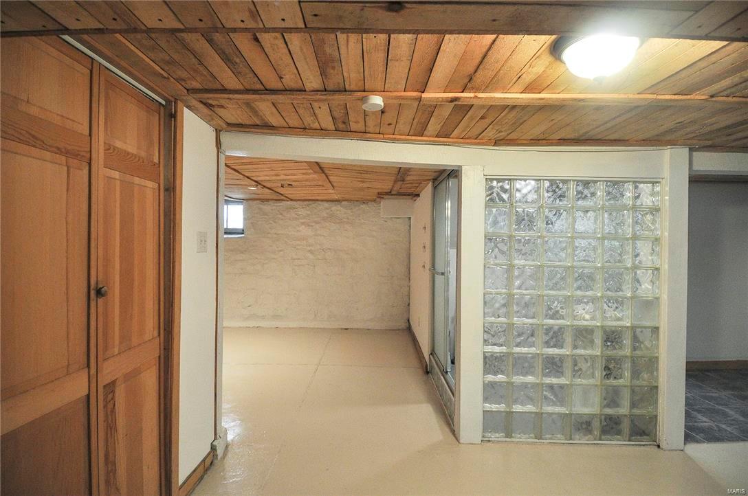 Russell Place - Residential