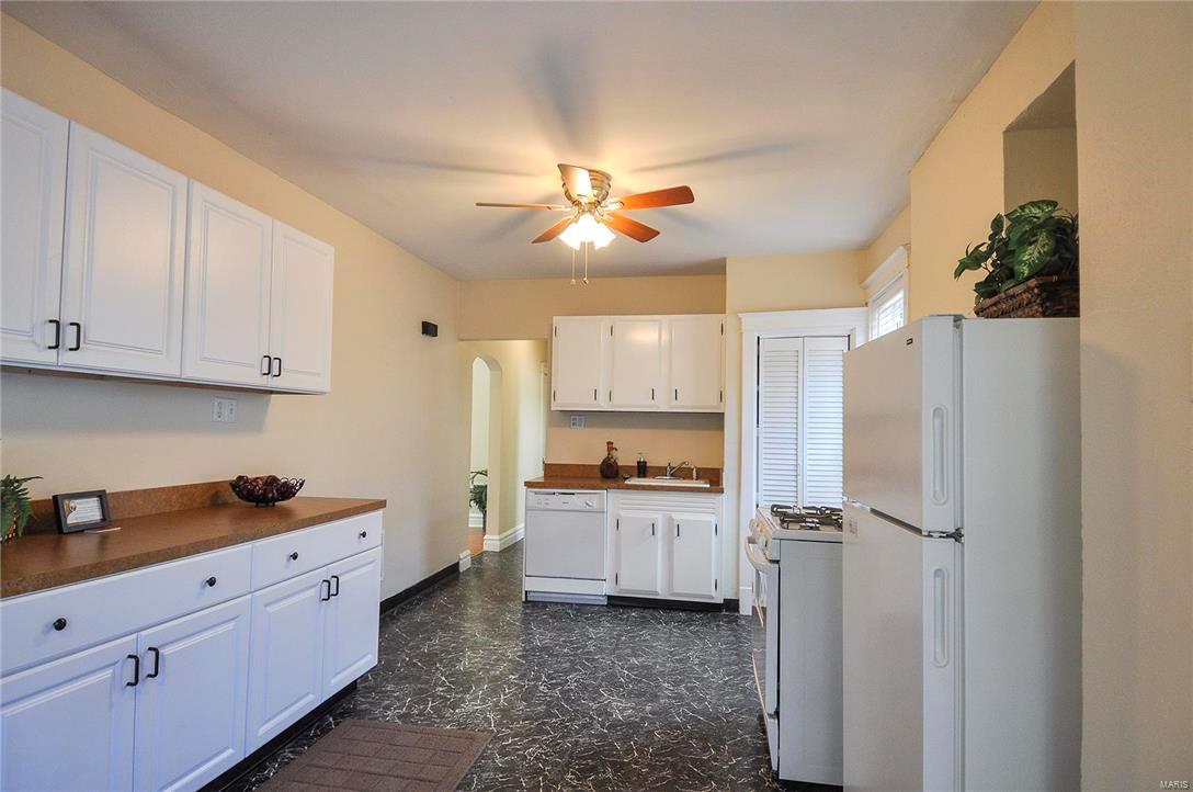 Russell Place - Residential