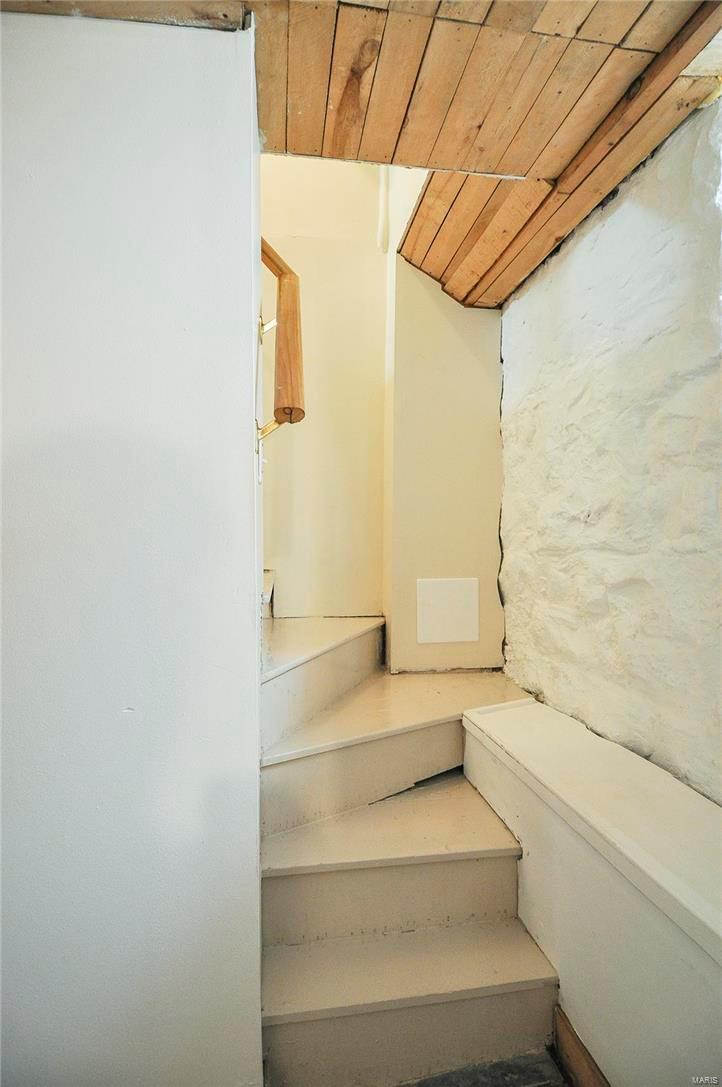 Russell Place - Residential