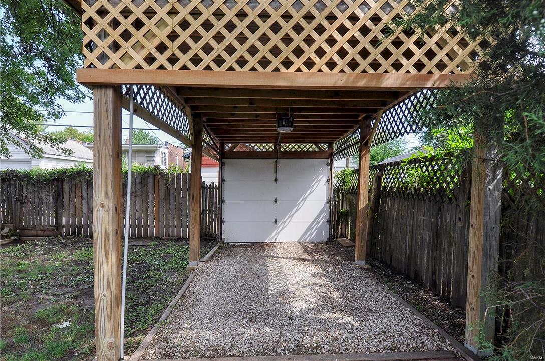 Russell Place - Residential