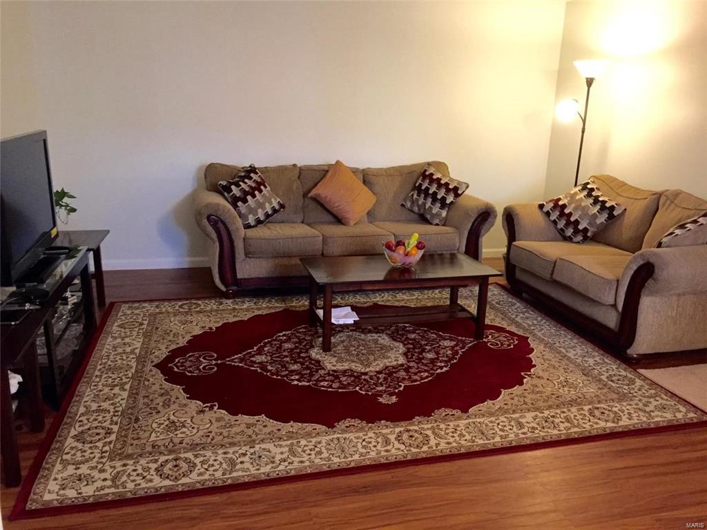 Chateau De Ville Condo Sec - Residential