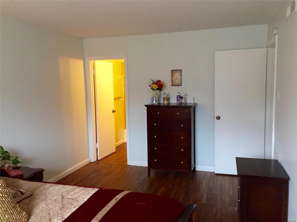 Chateau De Ville Condo Sec - Residential