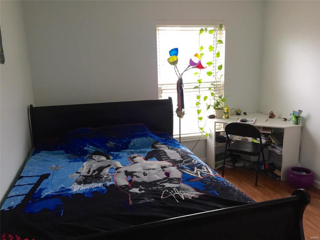 Chateau De Ville Condo Sec - Residential