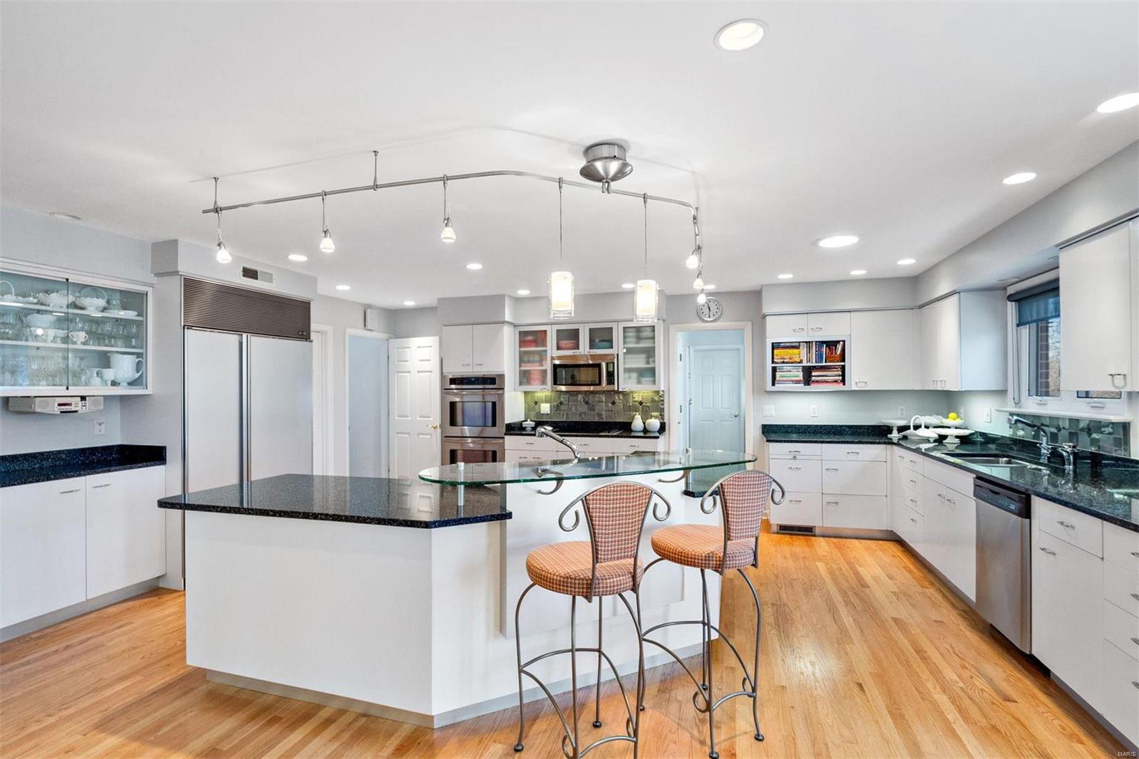 Ladue Estates - Residential