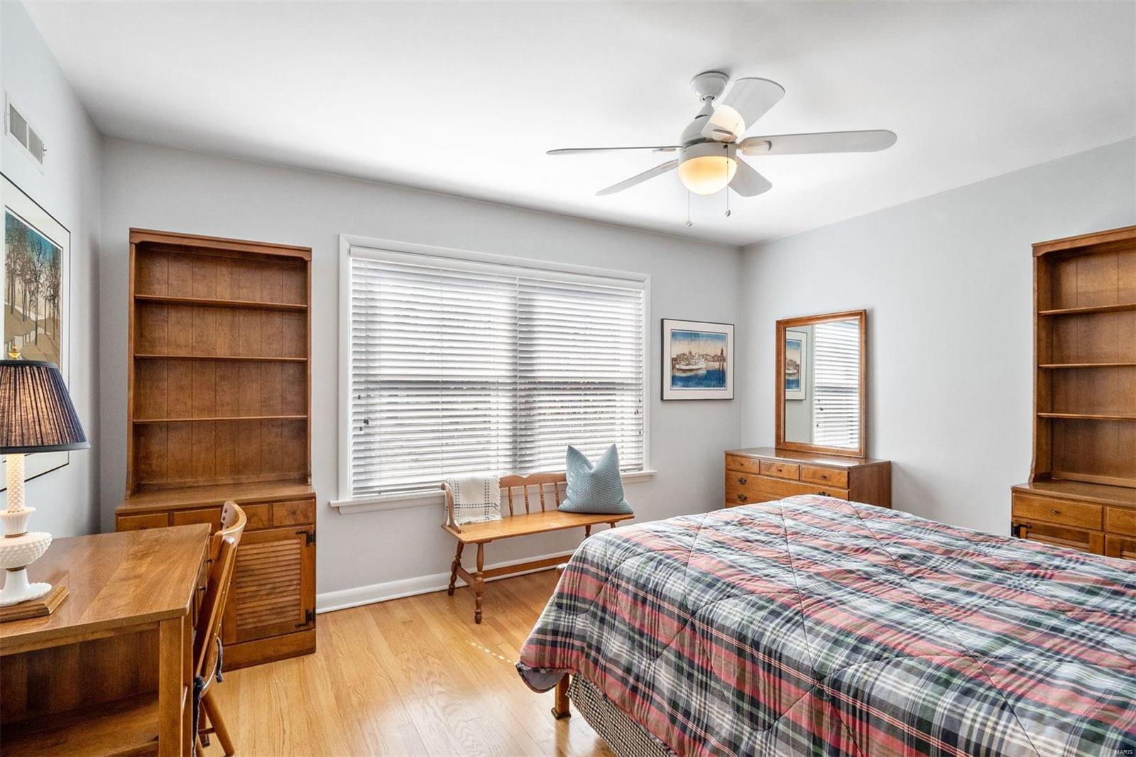 Ladue Estates - Residential