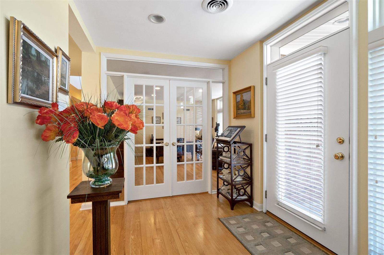 Ladue Estates - Residential