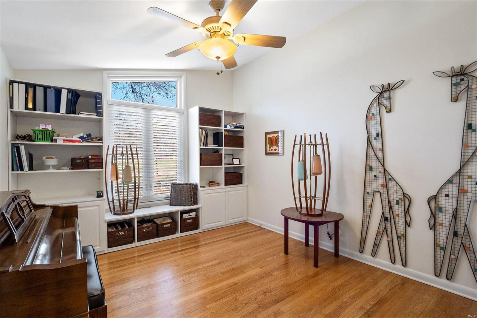 Ladue Estates - Residential