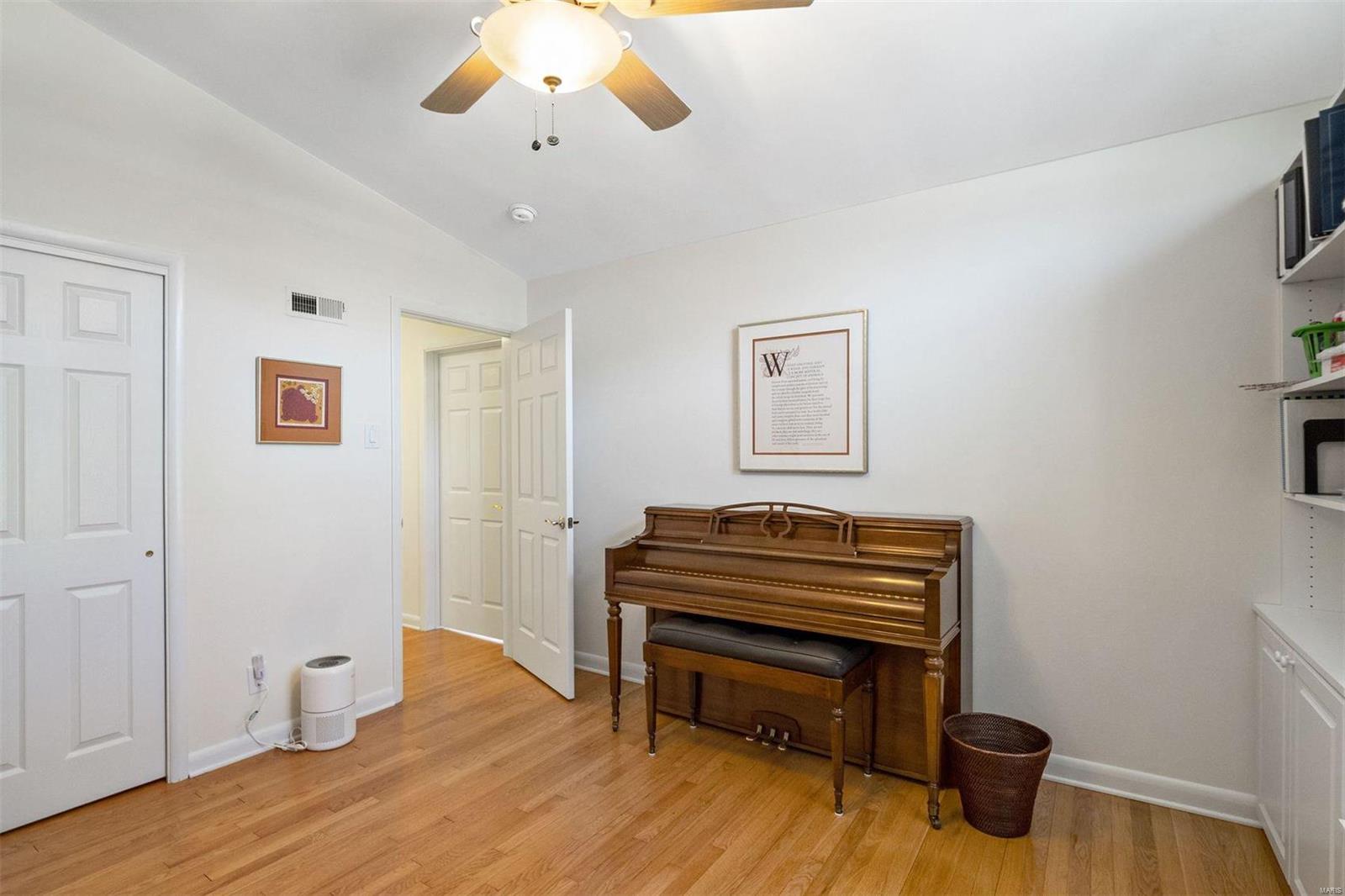 Ladue Estates - Residential