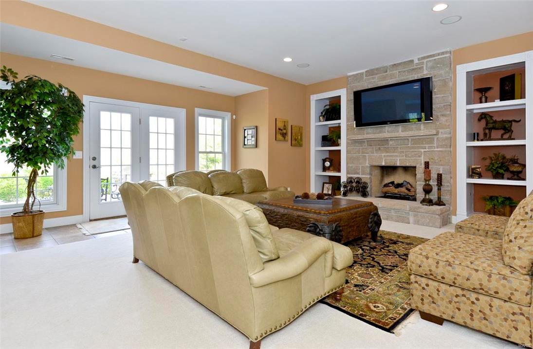 Estates At Pacland Place - Residential