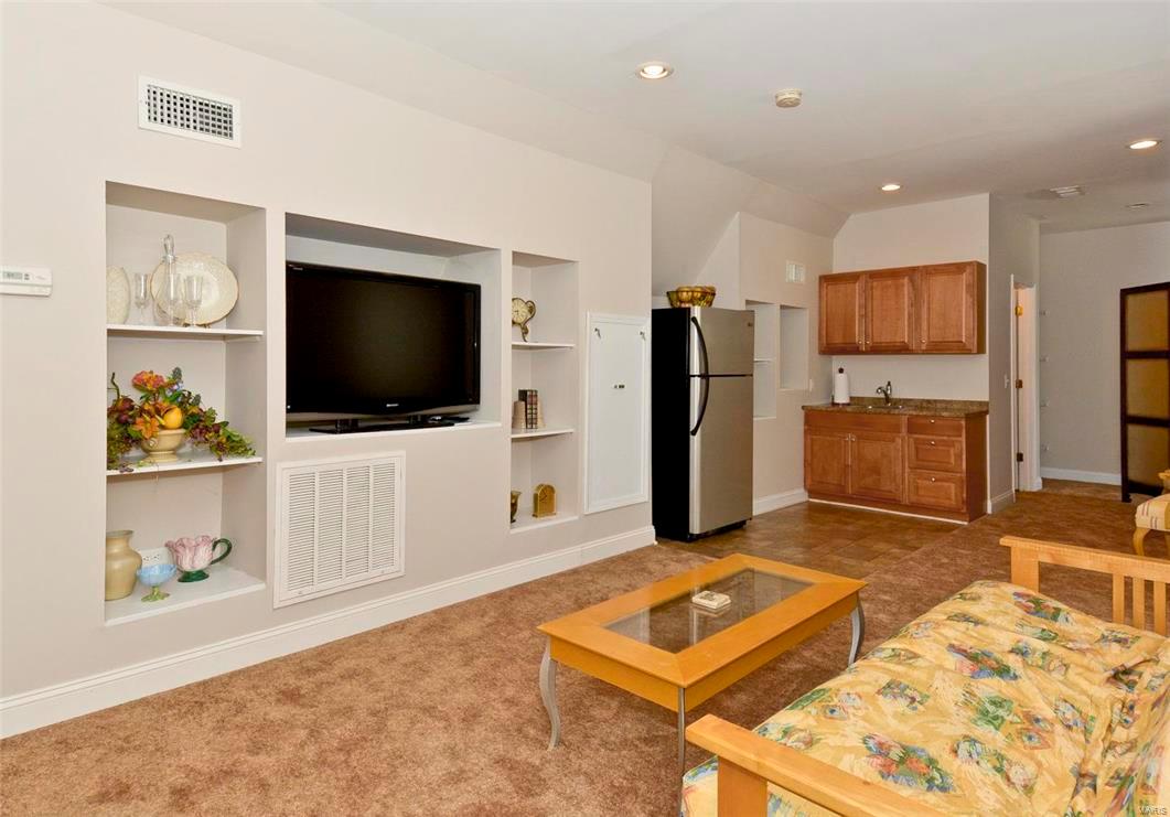 Estates At Pacland Place - Residential