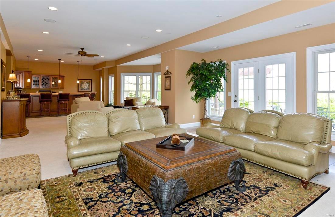 Estates At Pacland Place - Residential