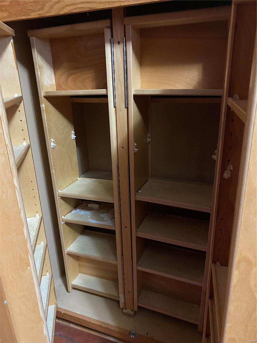 Hathaway Manor 5 - Residential