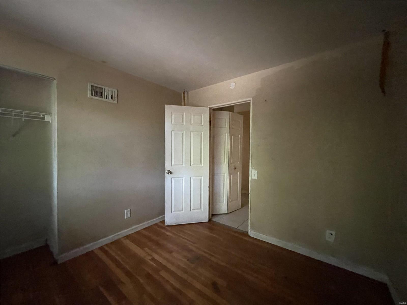 Hathaway Manor 11 - Residential