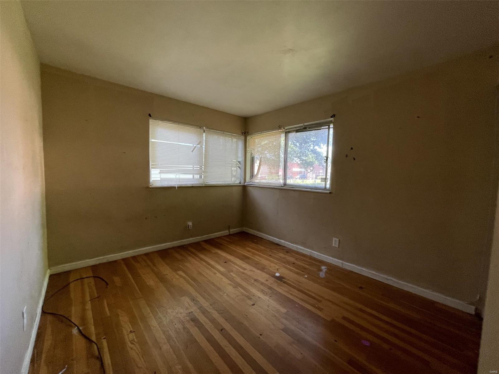 Hathaway Manor 11 - Residential