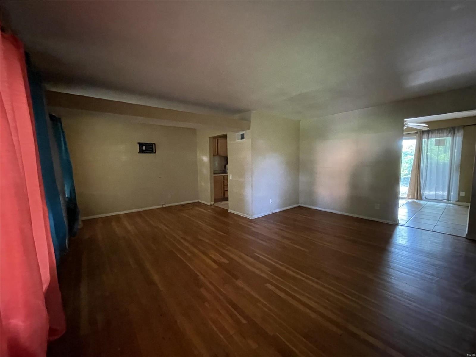 Hathaway Manor 11 - Residential