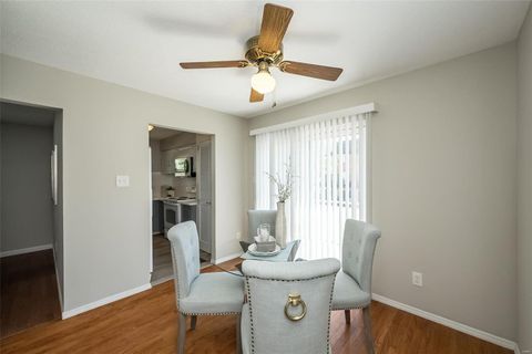 Condominium in St Louis MO 11889 Cresta Verde Drive 8.jpg