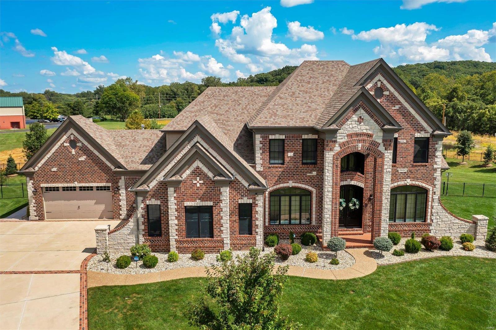 Arbors At Kehrs Mill - Residential