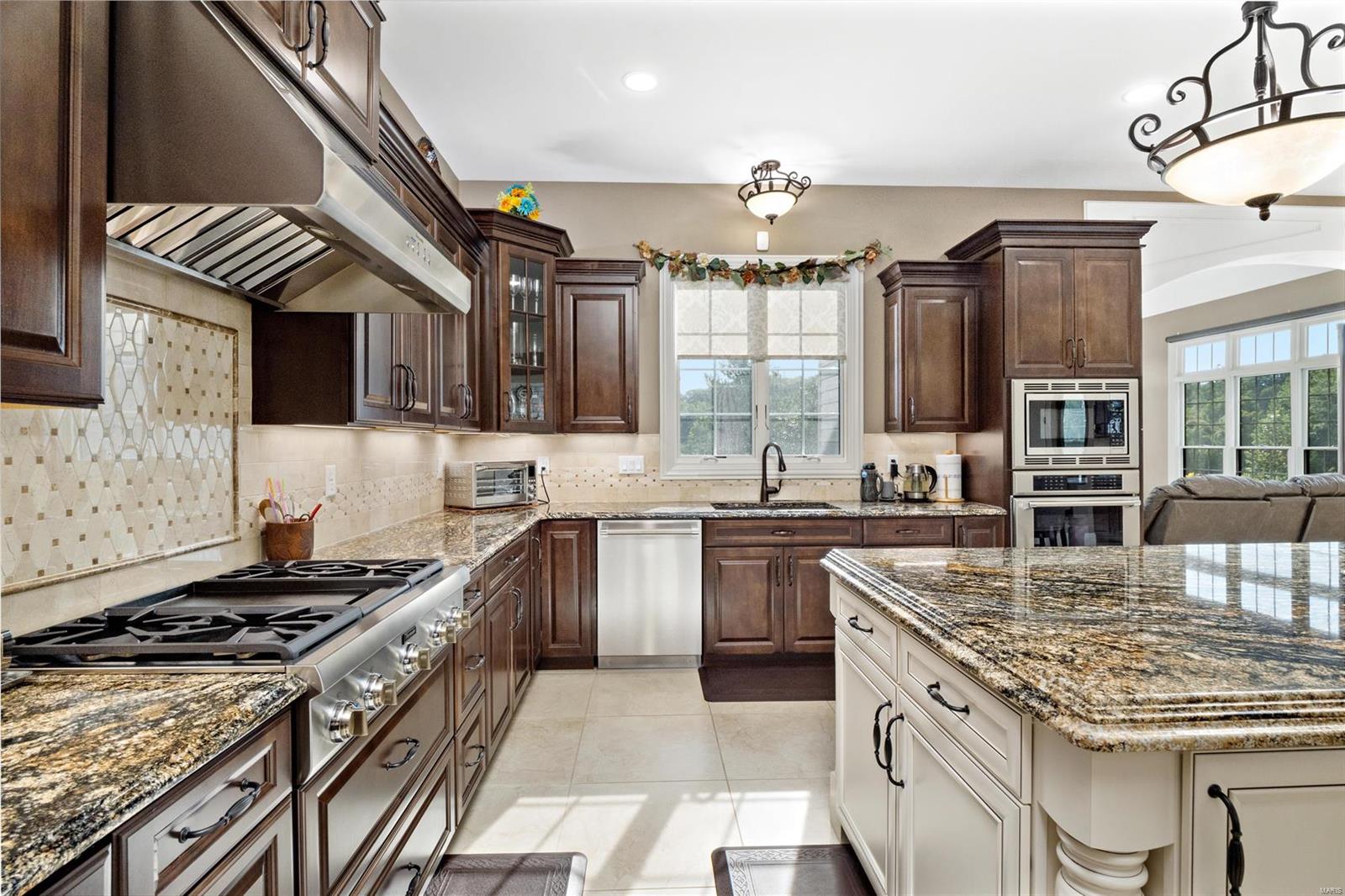 Arbors At Kehrs Mill - Residential