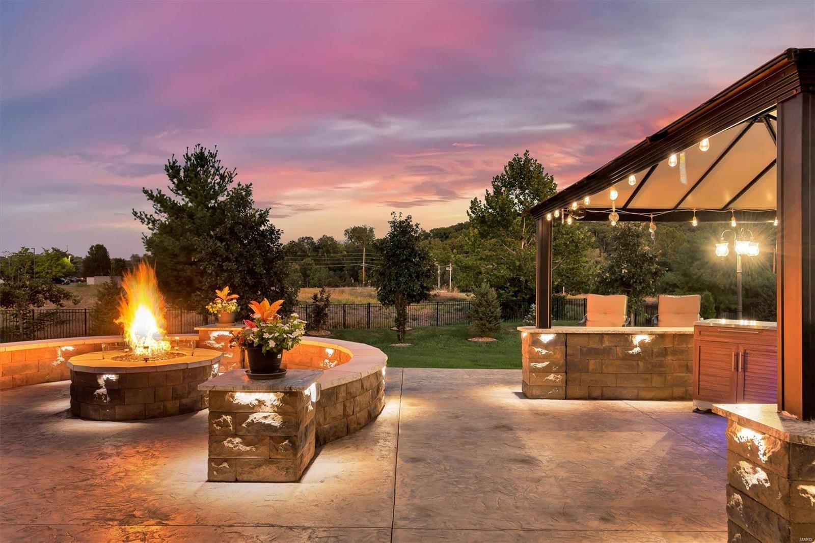 Arbors At Kehrs Mill - Residential