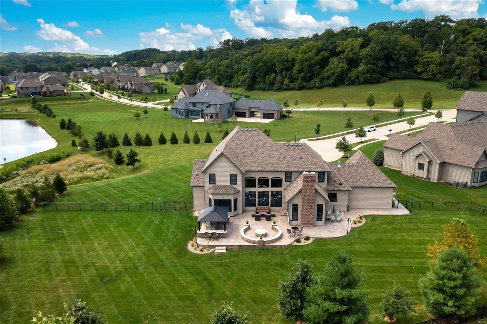 Arbors At Kehrs Mill - Residential