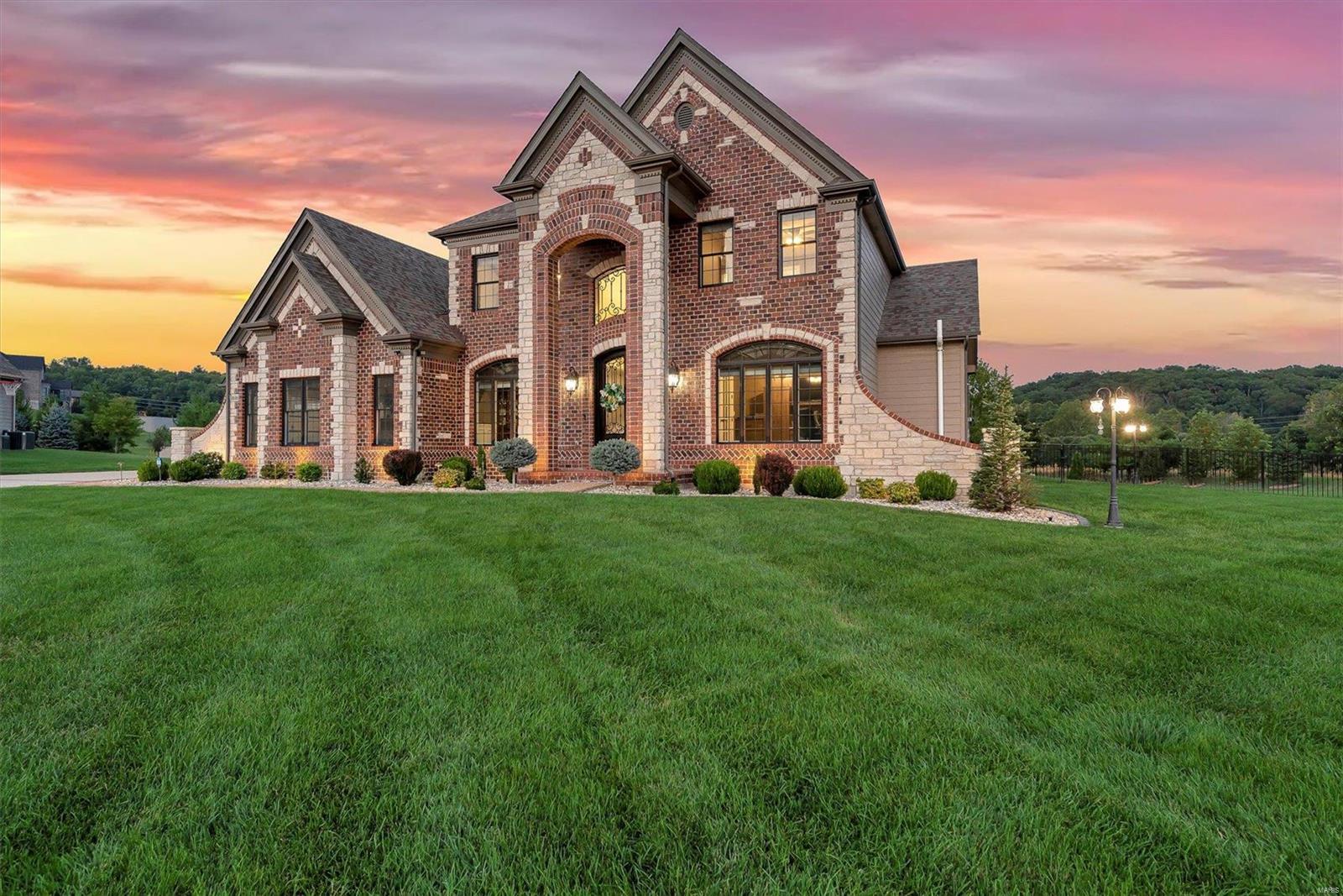 Arbors At Kehrs Mill - Residential