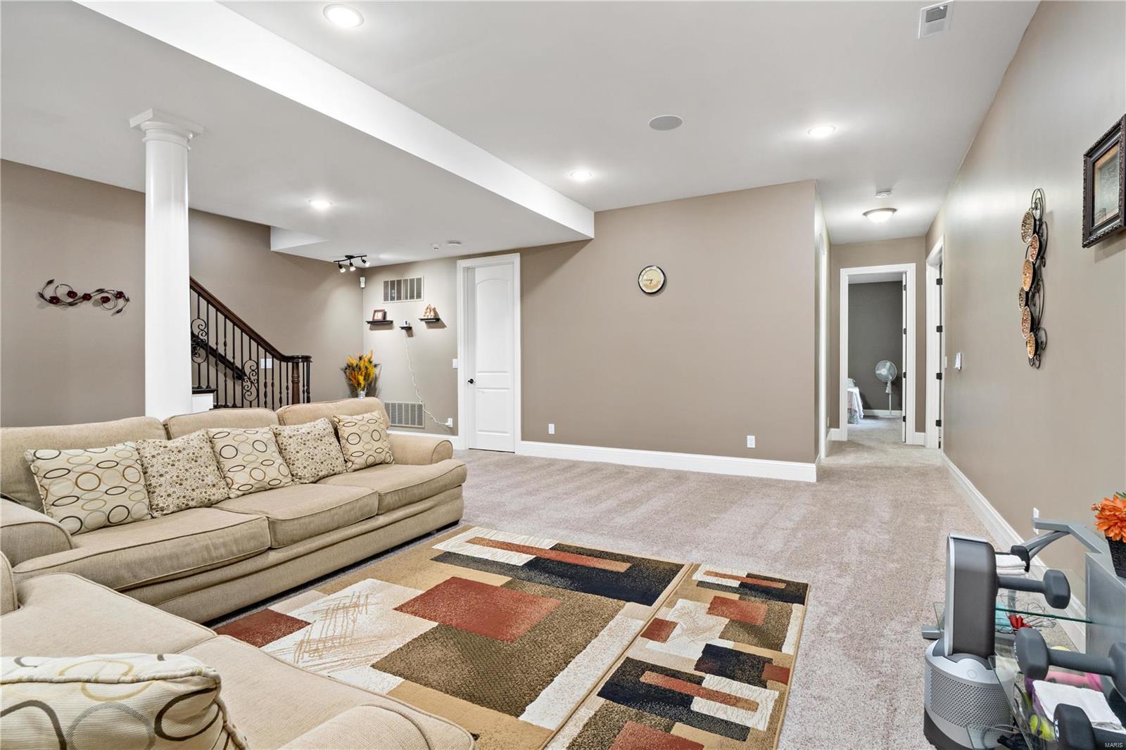 Arbors At Kehrs Mill - Residential