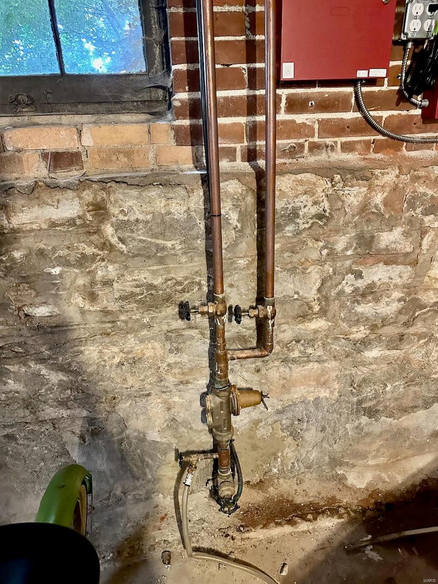 DeMun - Residential Income