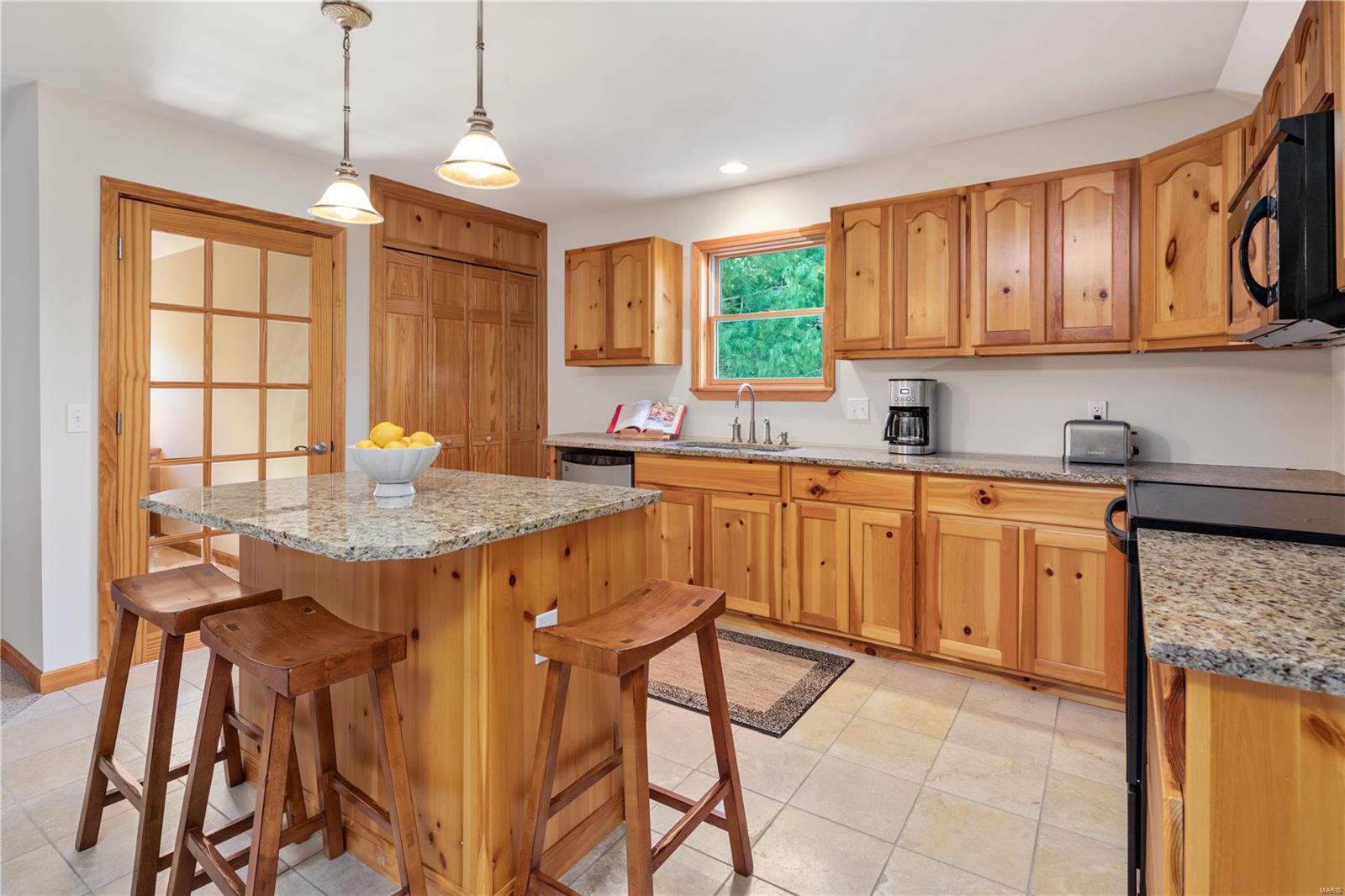 Summit View Place Lts 8 & 9 Bdy Adj - Residential