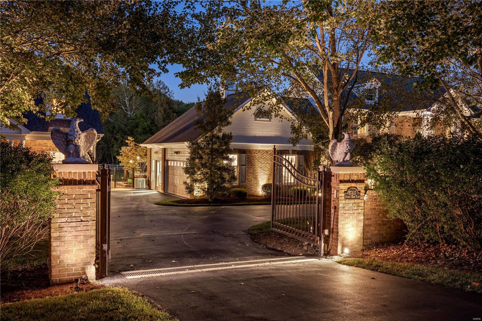 Summit View Place Lts 8 & 9 Bdy Adj - Residential