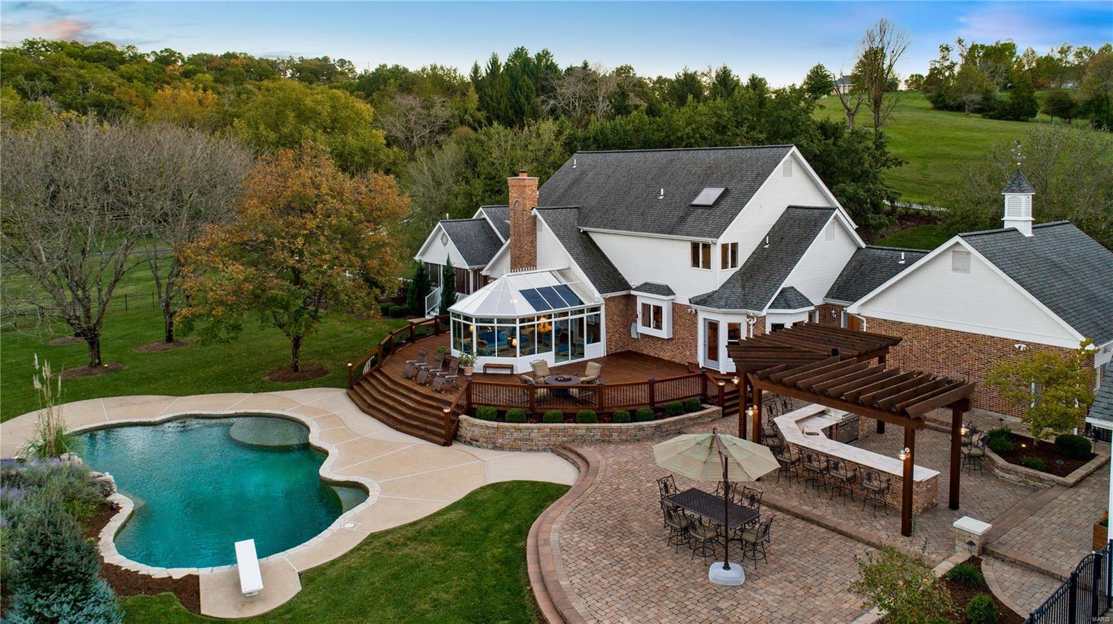 Summit View Place Lts 8 & 9 Bdy Adj - Residential