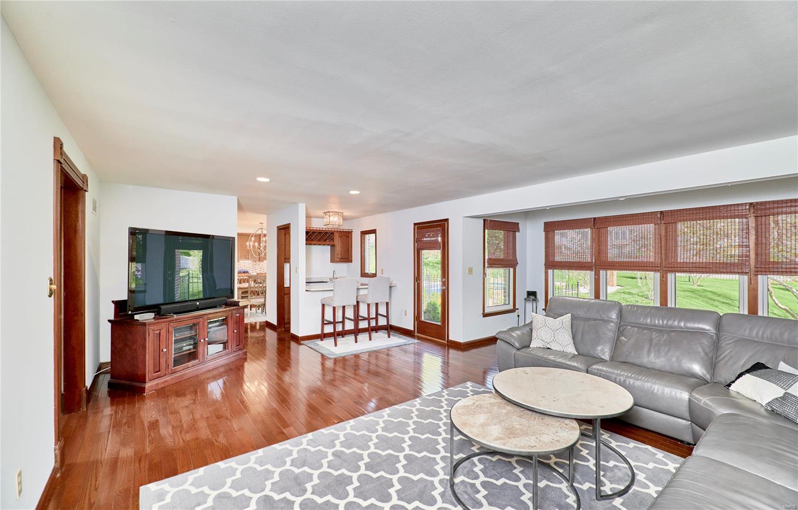 Lake Forest #2 - Residential