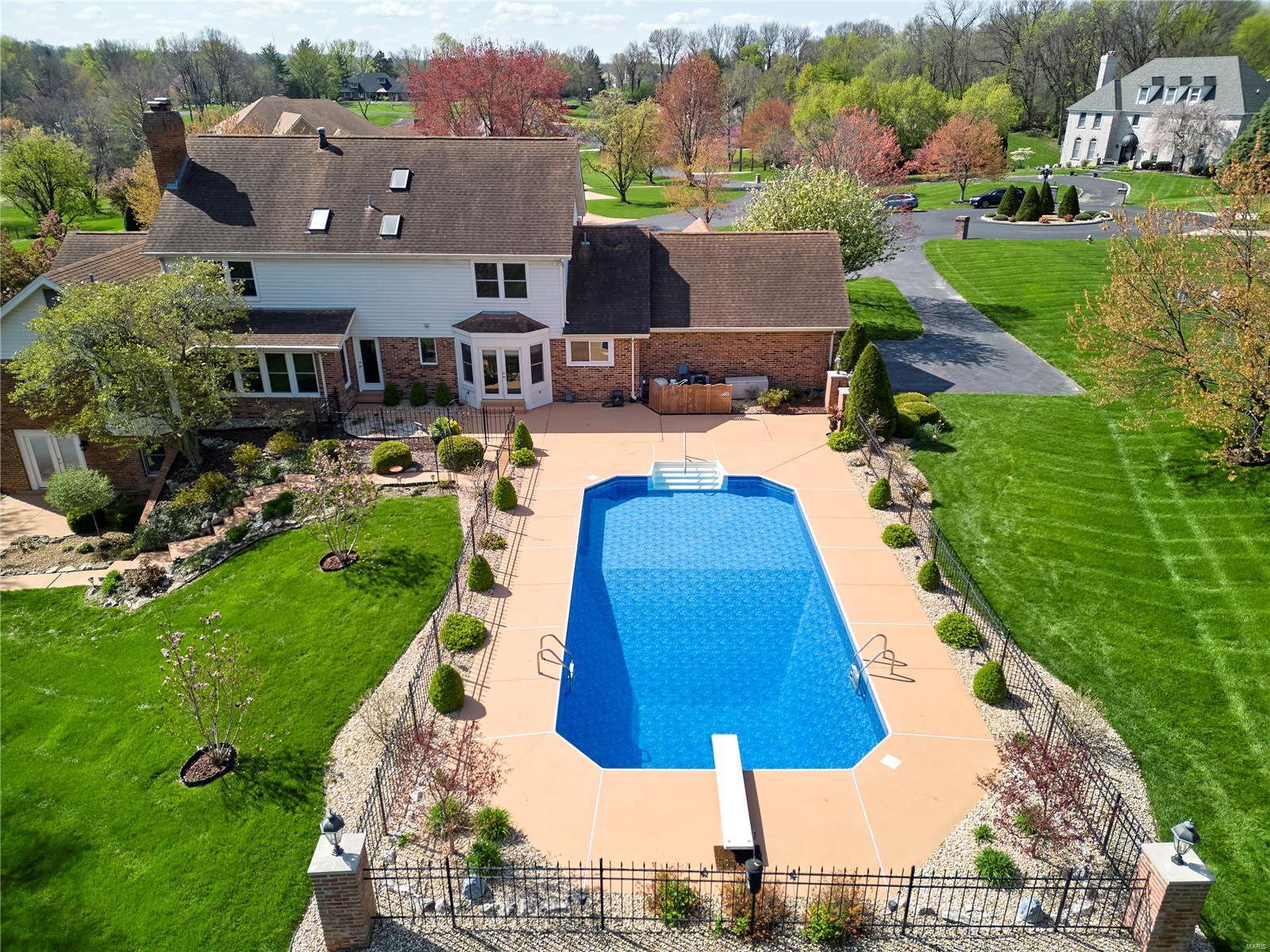 Lake Forest #2 - Residential