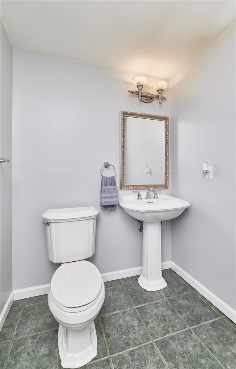 Lake Forest #2 - Residential