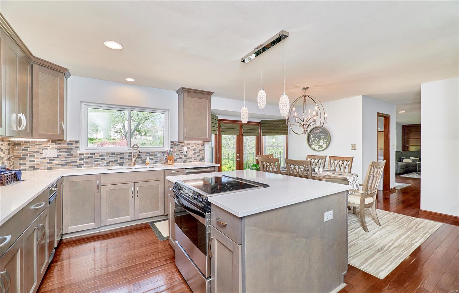 Lake Forest #2 - Residential