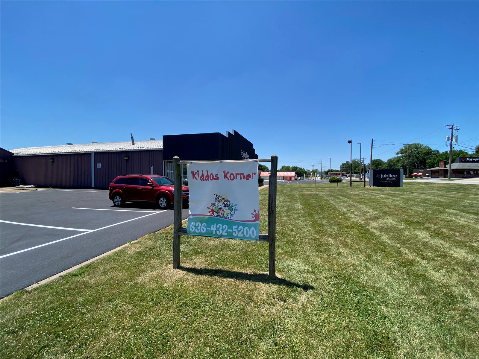 Tracts - Commercial Sale